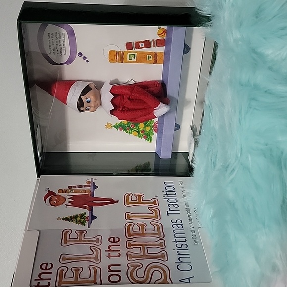The Elf on the Shelf A Christmas Tradition - Boy - Picture 2 of 11